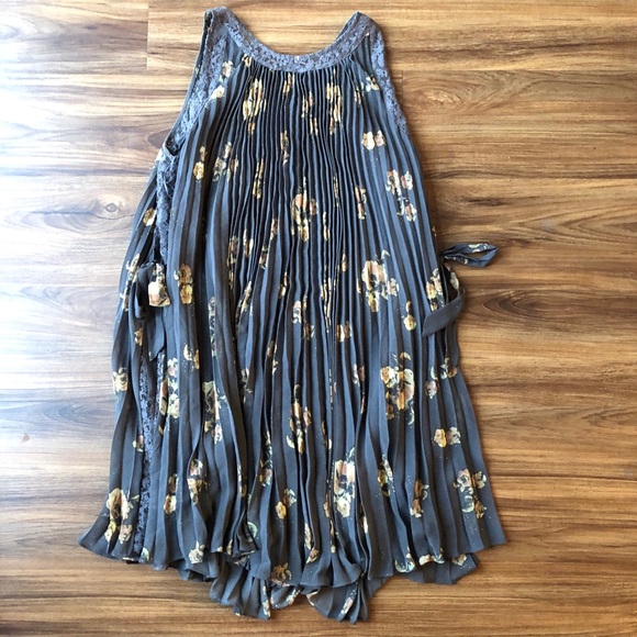 Free People Gray And Floral Pleaded Dress - Picture 2 of 5